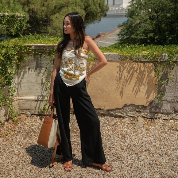 Lightweight high waisted pants with thick band and pockets - Picture 3 of 11